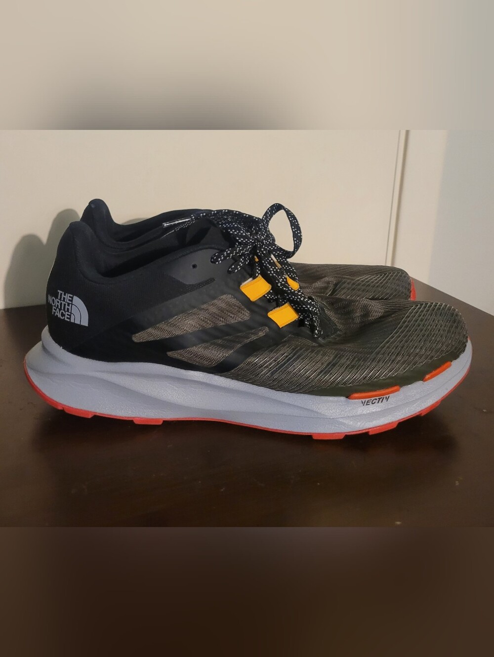 The North Face Vectiv Eminus trail running shoes Mens Size 12
